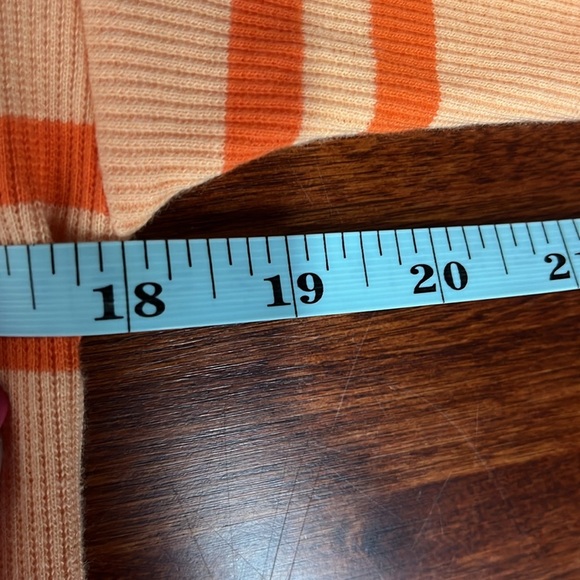 T by Talbots Womens Top XS French Terry Orange/Melon Tulip Hem Pullover NWOT - Picture 10 of 12